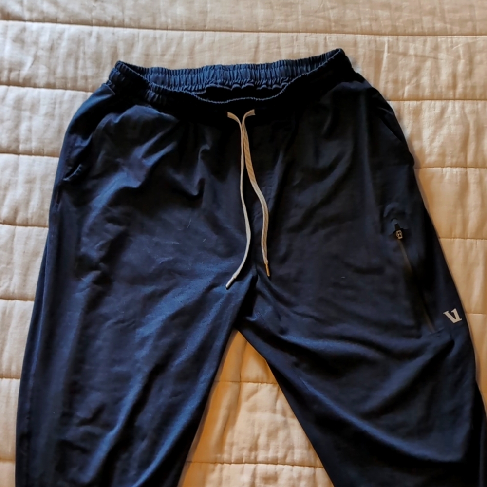 Vuori Sunday Joggers